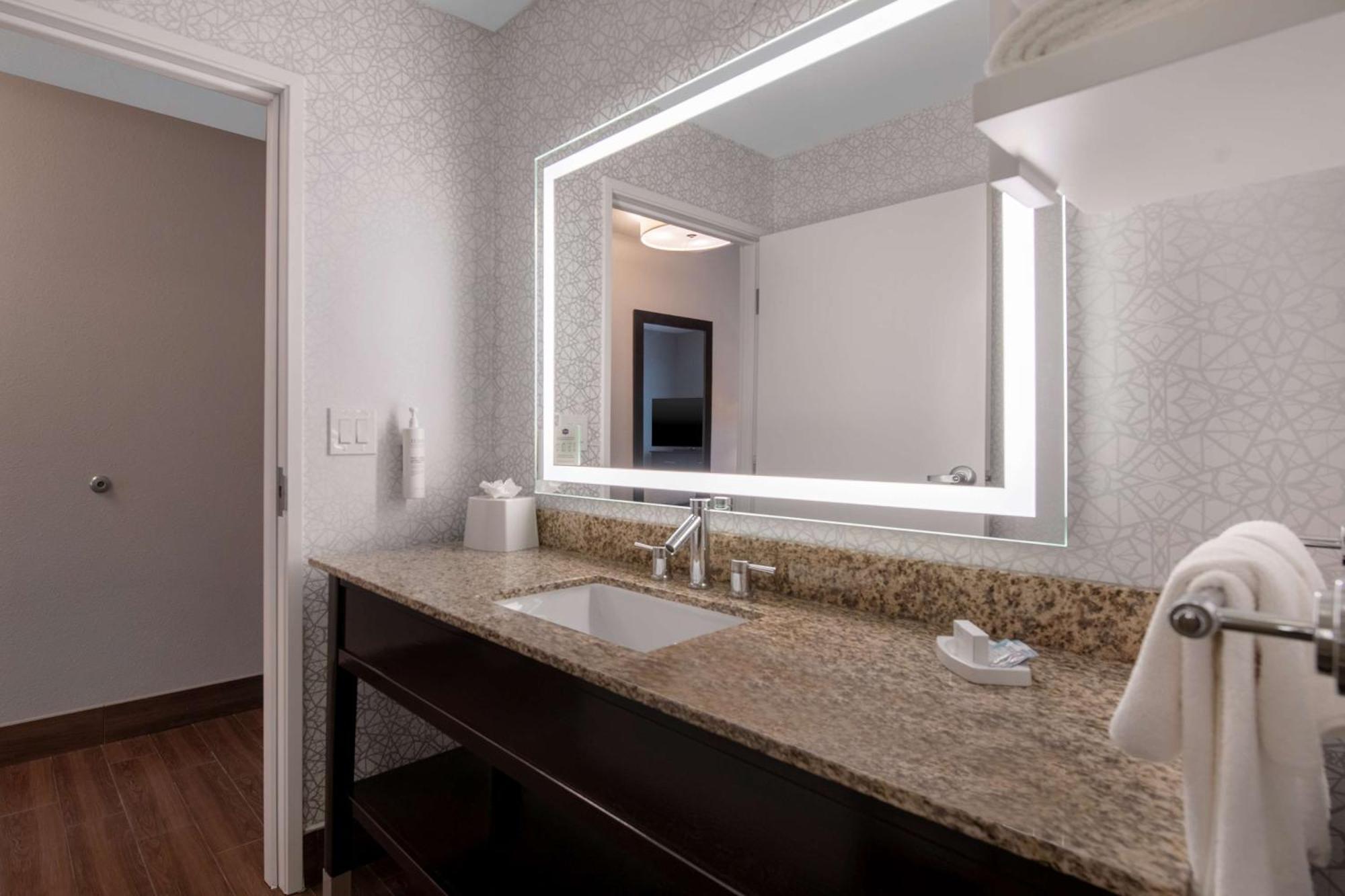 Hotel Hampton & Harvey